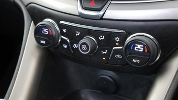 https://vehicle-cdn.autoleague.cloud/3881_1105925_20.jpg