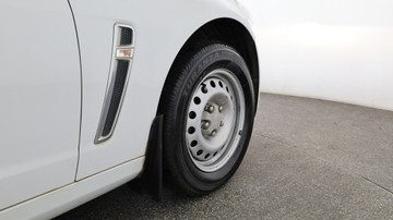 https://vehicle-cdn.autoleague.cloud/3881_1105925_6.jpg