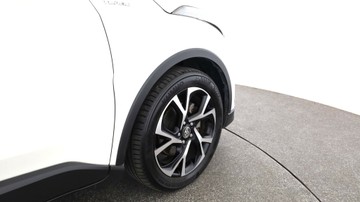 https://vehicle-cdn.autoleague.cloud/3881_1105928_6.jpg