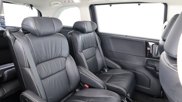 https://vehicle-cdn.autoleague.cloud/3881_1105931_13.jpg