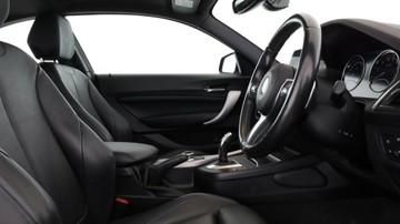 https://vehicle-cdn.autoleague.cloud/3881_1105932_14.jpg