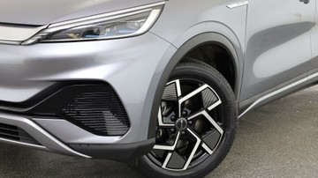 https://vehicle-cdn.autoleague.cloud/3881_1105936_3.jpg