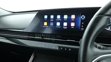 https://vehicle-cdn.autoleague.cloud/3881_1105940_18.jpg