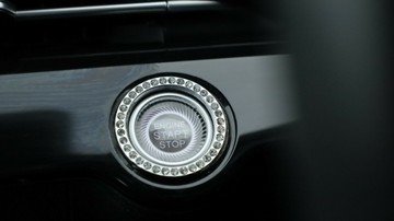 https://vehicle-cdn.autoleague.cloud/3881_1105940_21.jpg