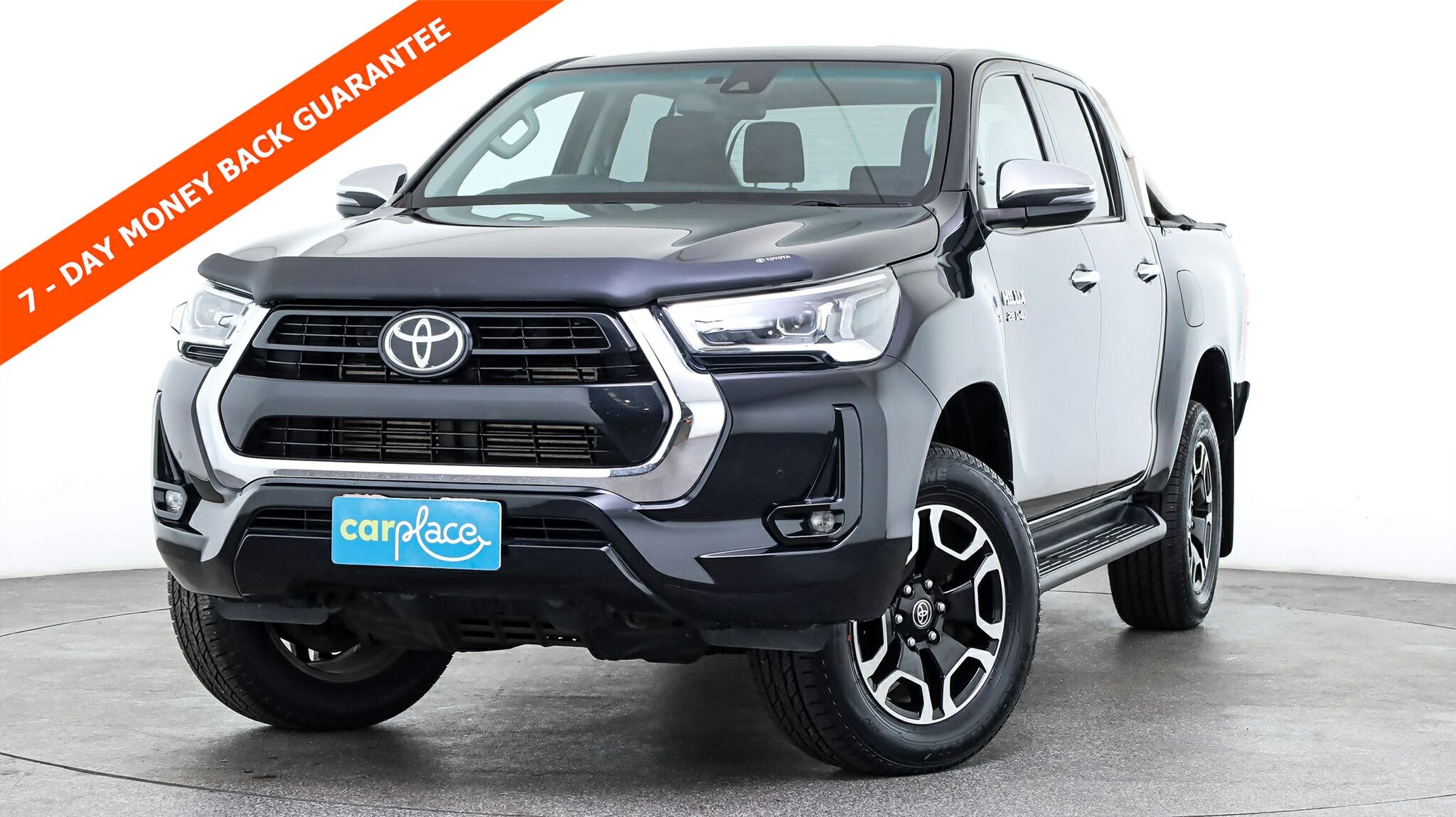 Toyota Hilux image 1