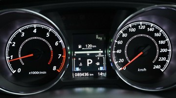 https://vehicle-cdn.autoleague.cloud/3881_1105947_16.jpg