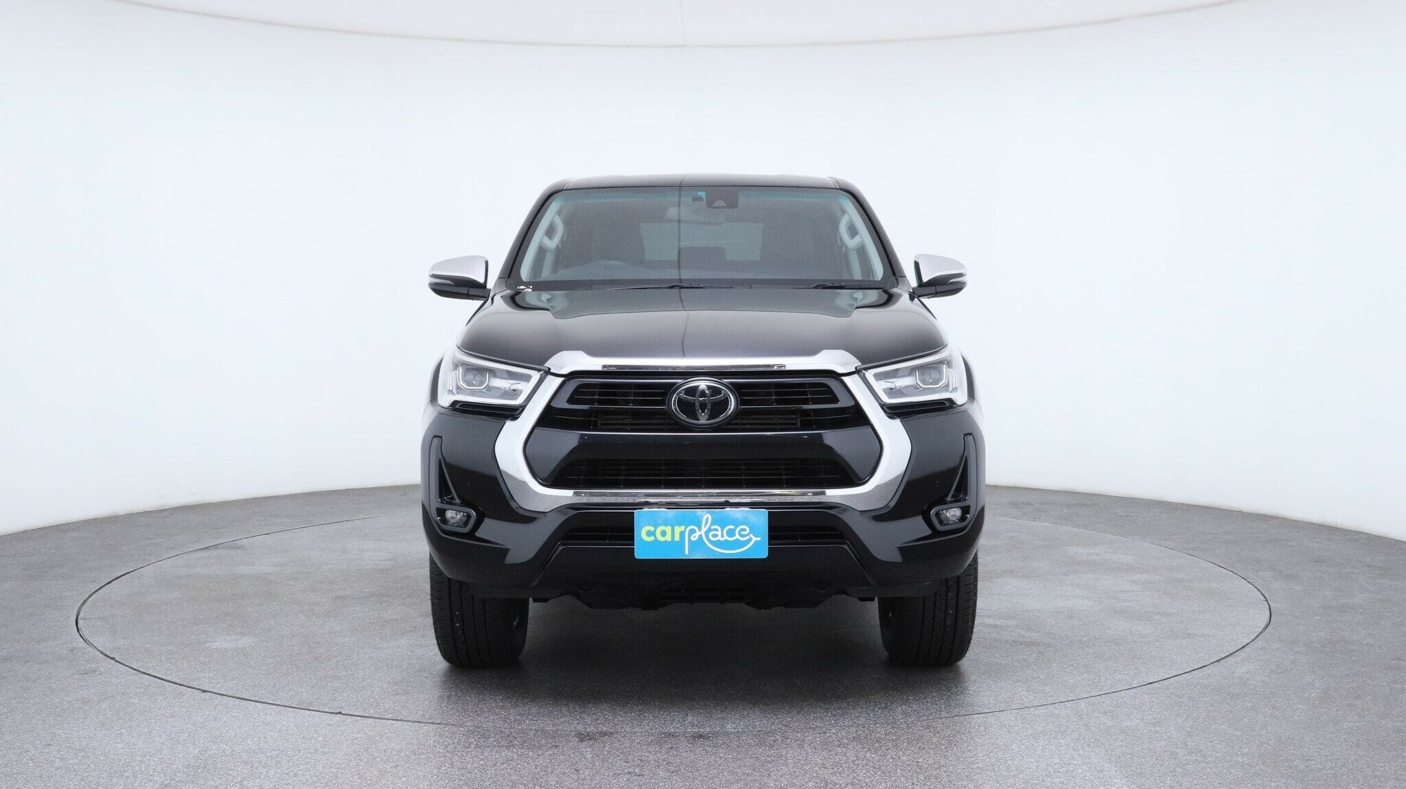 Toyota Hilux image 4