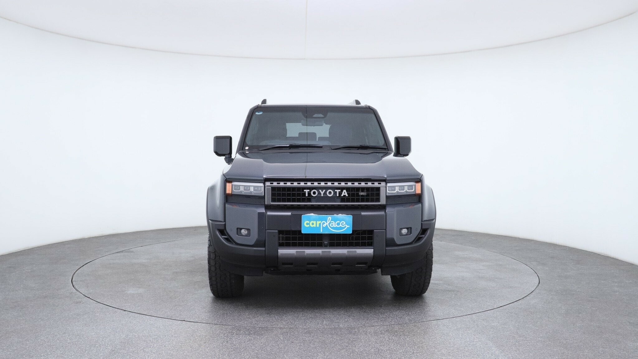 Toyota Landcruiser Prado image 4