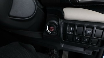 https://vehicle-cdn.autoleague.cloud/3881_1105956_16.jpg