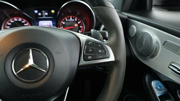 https://vehicle-cdn.autoleague.cloud/3881_1105962_15.jpg