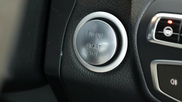 https://vehicle-cdn.autoleague.cloud/3881_1105962_22.jpg
