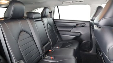 https://vehicle-cdn.autoleague.cloud/3881_1105968_14.jpg