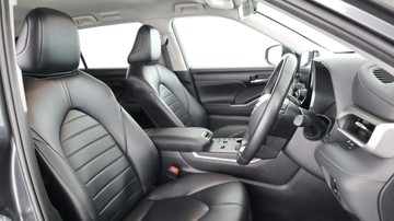 https://vehicle-cdn.autoleague.cloud/3881_1105968_15.jpg