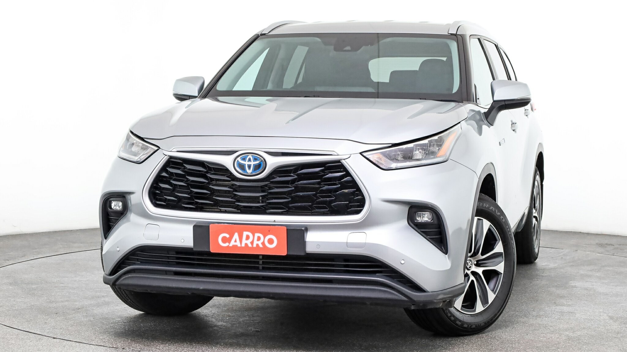 Toyota Kluger image 2