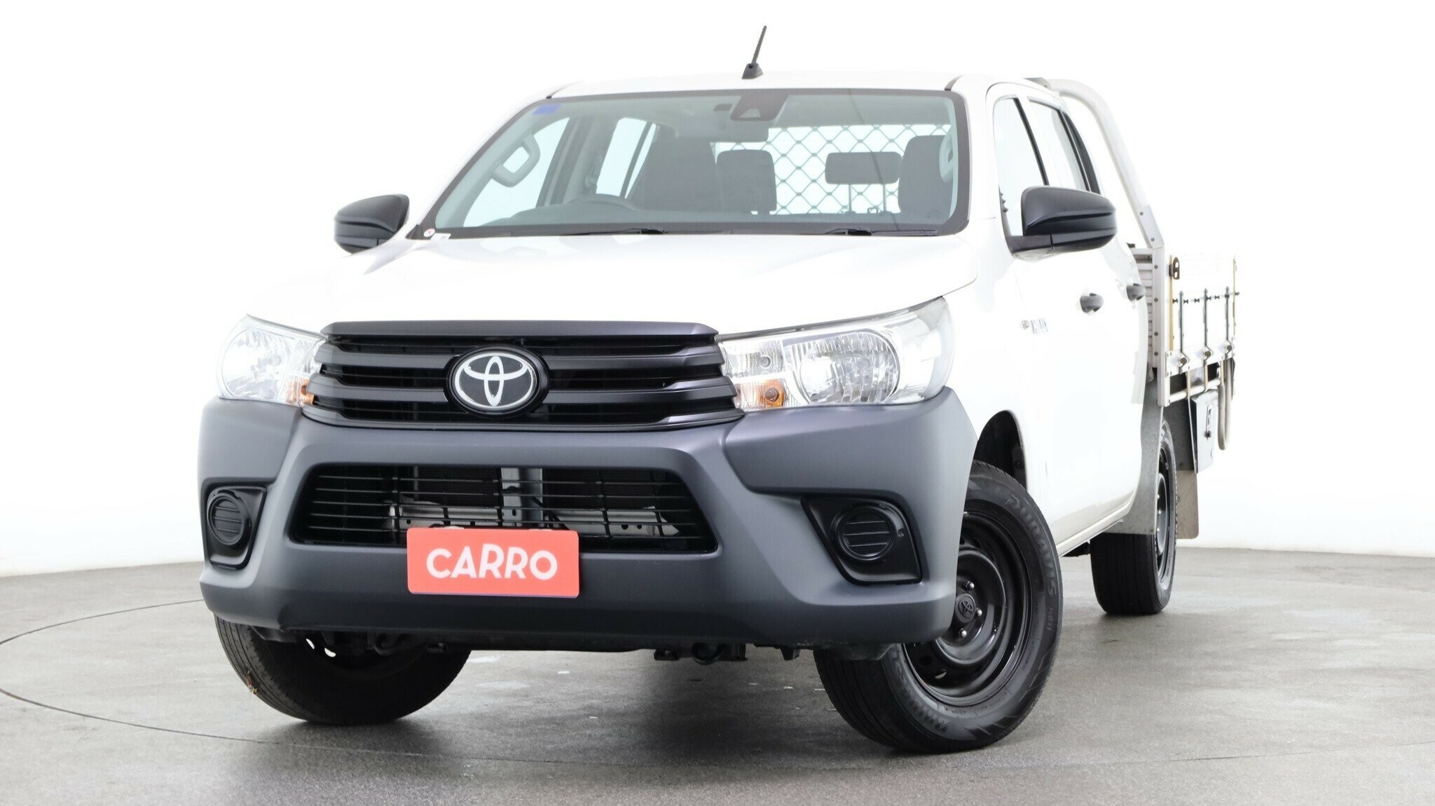 Toyota Hilux image 2