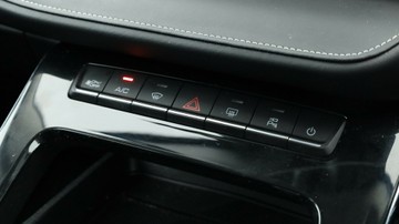 https://vehicle-cdn.autoleague.cloud/3881_1105974_22.jpg
