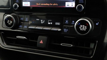 https://vehicle-cdn.autoleague.cloud/3881_1105976_21.jpg