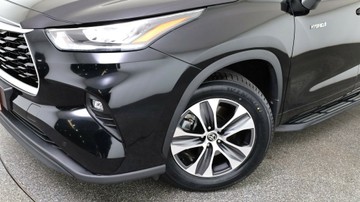 https://vehicle-cdn.autoleague.cloud/3881_1105976_3.jpg