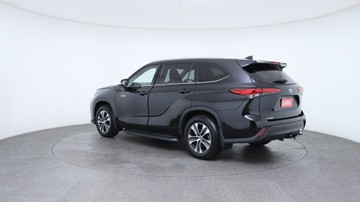 https://vehicle-cdn.autoleague.cloud/3881_1105976_7.jpg