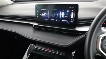 https://vehicle-cdn.autoleague.cloud/3881_1105977_19.jpg