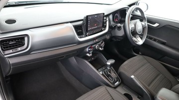 https://vehicle-cdn.autoleague.cloud/3881_1105983_23.jpg