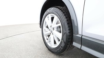 https://vehicle-cdn.autoleague.cloud/3881_1105986_6.jpg