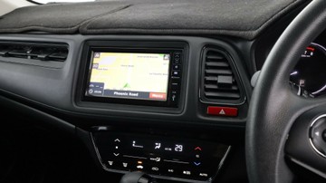 https://vehicle-cdn.autoleague.cloud/3881_1105987_18.jpg