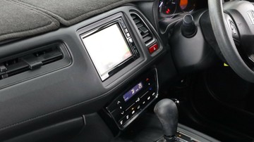 https://vehicle-cdn.autoleague.cloud/3881_1105987_23.jpg