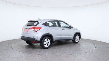 https://vehicle-cdn.autoleague.cloud/3881_1105987_9.jpg