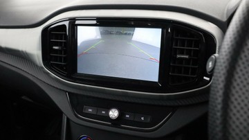 https://vehicle-cdn.autoleague.cloud/3881_1105993_18.jpg