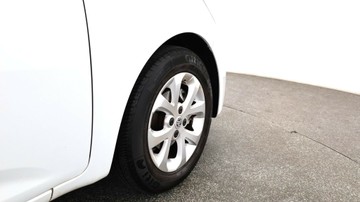https://vehicle-cdn.autoleague.cloud/3881_1105993_6.jpg