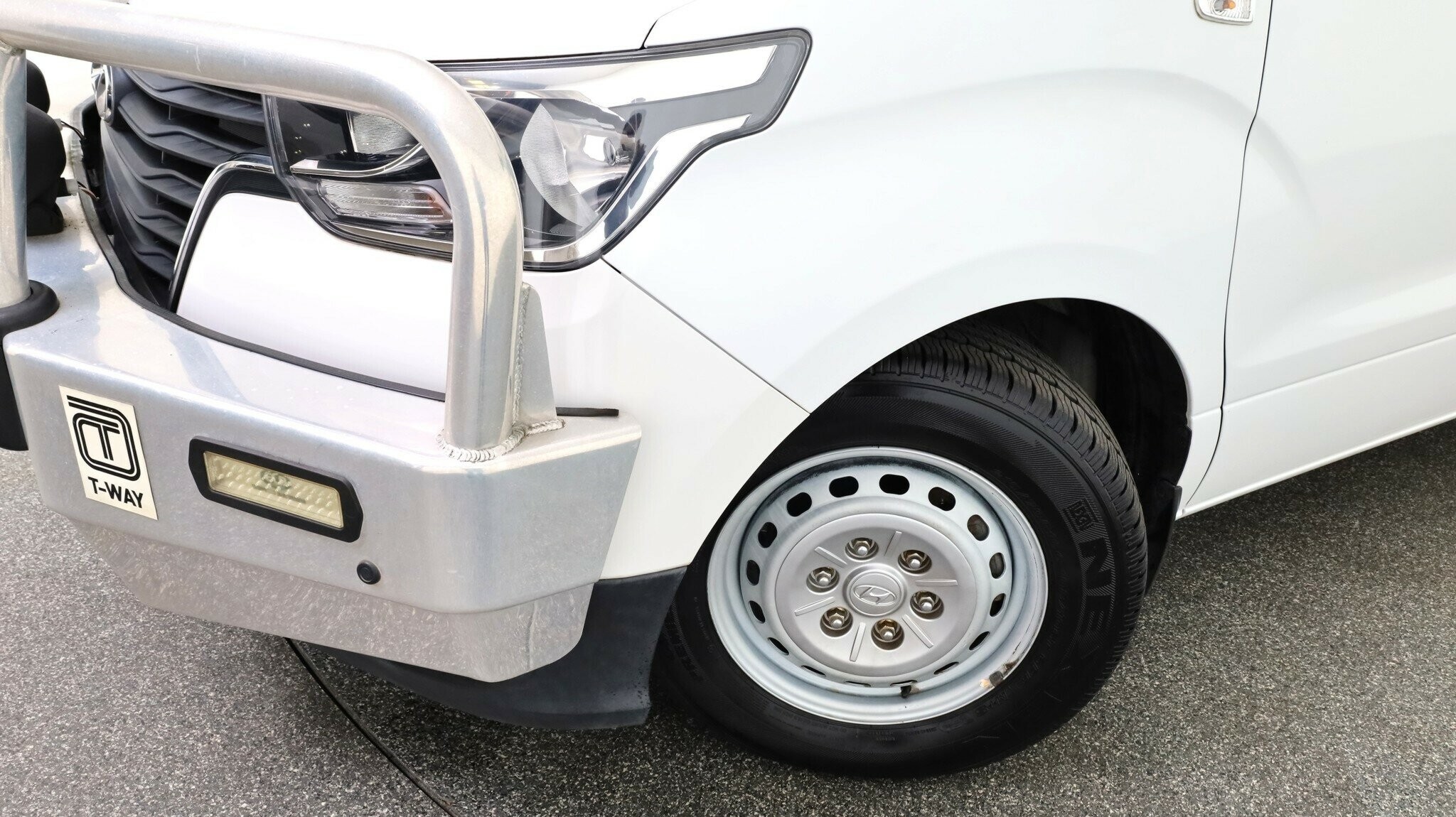 Hyundai Iload image 3