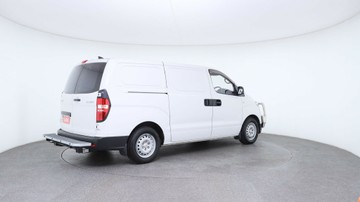 https://vehicle-cdn.autoleague.cloud/3881_1105995_9.jpg