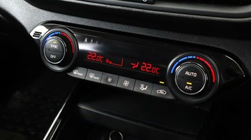 https://vehicle-cdn.autoleague.cloud/3881_1105998_21.jpg
