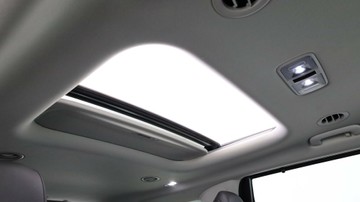 https://vehicle-cdn.autoleague.cloud/3881_1106002_12.jpg
