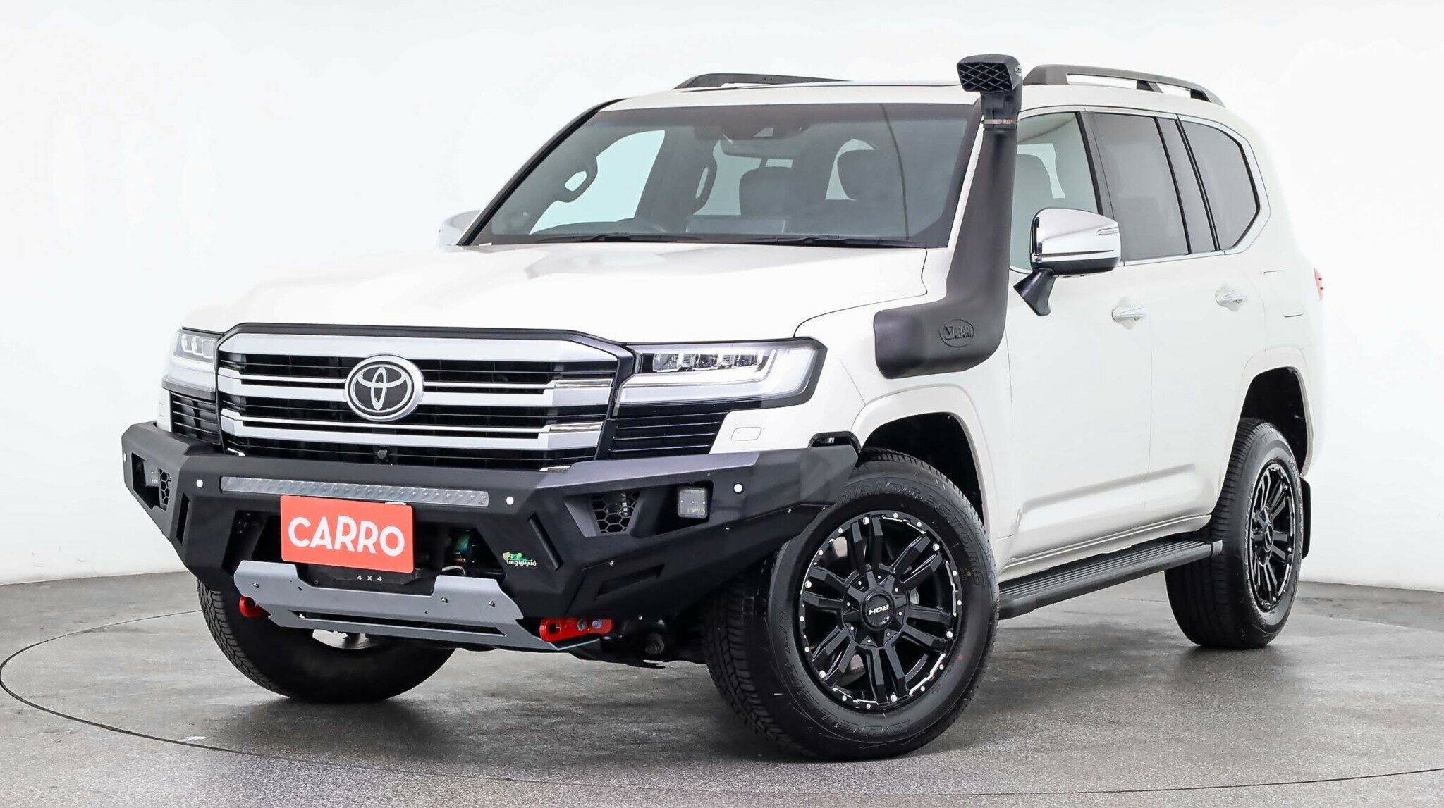 Toyota Landcruiser image 2