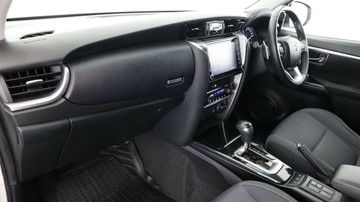 https://vehicle-cdn.autoleague.cloud/3881_1106016_23.jpg