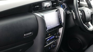 https://vehicle-cdn.autoleague.cloud/3881_1106016_24.jpg
