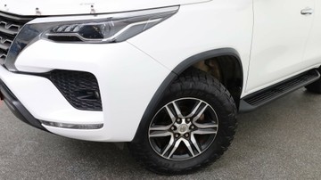 https://vehicle-cdn.autoleague.cloud/3881_1106016_3.jpg