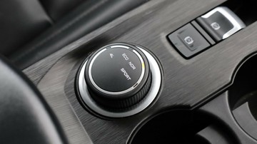 https://vehicle-cdn.autoleague.cloud/3881_1106019_22.jpg