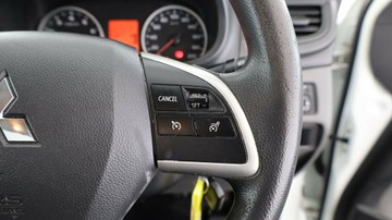 https://vehicle-cdn.autoleague.cloud/3881_1106021_14.jpg