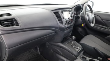 https://vehicle-cdn.autoleague.cloud/3881_1106029_21.jpg