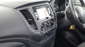 https://vehicle-cdn.autoleague.cloud/3881_1106029_22.jpg