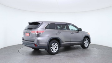 https://vehicle-cdn.autoleague.cloud/3881_1106033_9.jpg