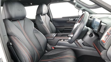 https://vehicle-cdn.autoleague.cloud/3881_1106043_15.jpg