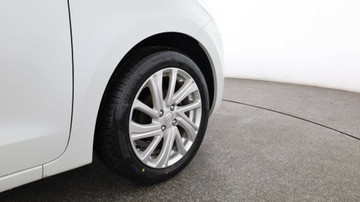 https://vehicle-cdn.autoleague.cloud/3881_1106050_6.jpg