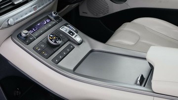 https://vehicle-cdn.autoleague.cloud/3881_1106054_27.jpg