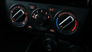 https://vehicle-cdn.autoleague.cloud/3881_1106055_21.jpg