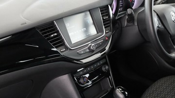 https://vehicle-cdn.autoleague.cloud/3881_1106057_24.jpg