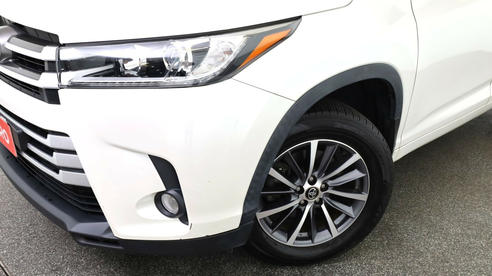 Toyota Kluger image 3